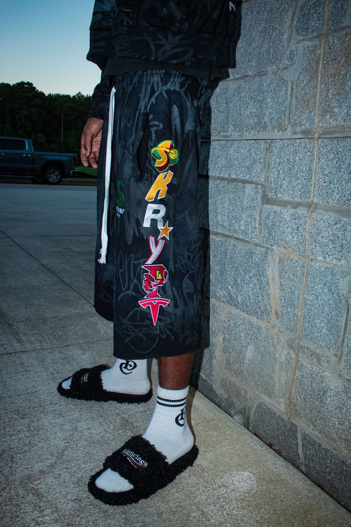 Graffiti shorts